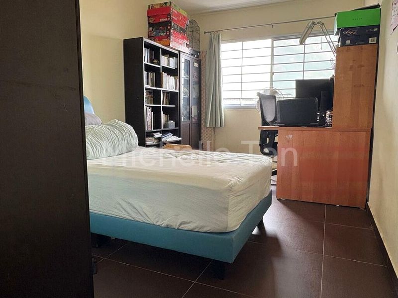 5 Room (5I) HDB for Sale in  489C Tampines Street 45 - Image 3
